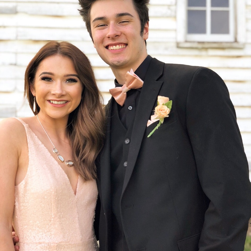Prom dress - Picture 6 of 8